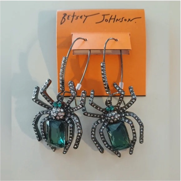 Betsey Johnson NWT Spider Dangle Gemstone Halloween Earrings - Picture 1 of 2